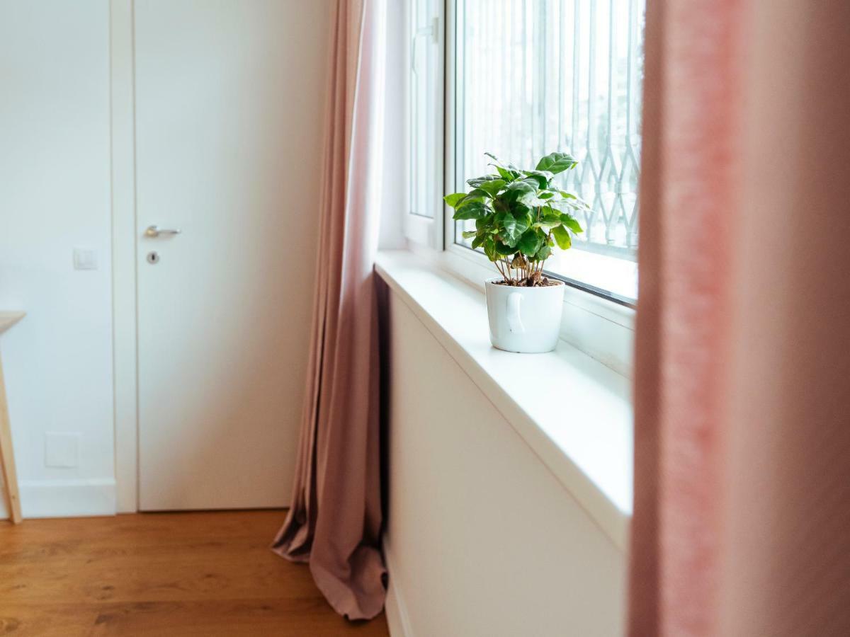 Boutique Luxury Flats - La Maison Du Petit Paris Boekarest Buitenkant foto