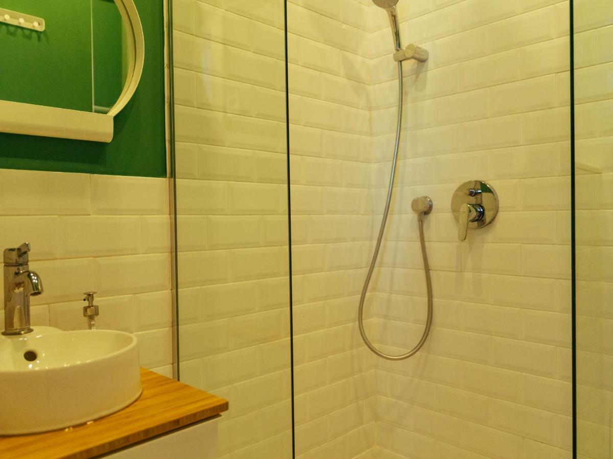 Boutique Luxury Flats - La Maison Du Petit Paris Boekarest Buitenkant foto