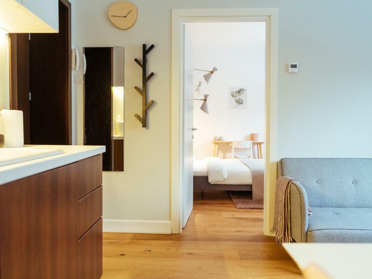 Boutique Luxury Flats - La Maison Du Petit Paris Boekarest Buitenkant foto